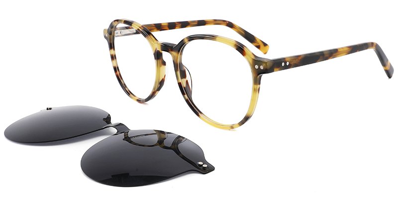 Moneti Eyewear Classic Circle Round Sunglasses - front view